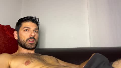 Snapshot of sexfriendch chatting on 10.06.25 Lucenzo  online show from 10.06.25