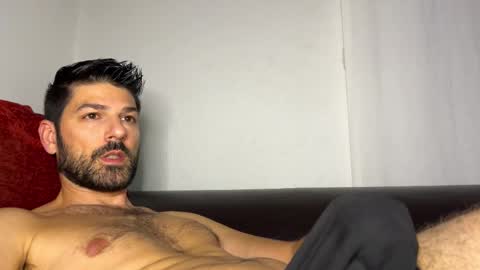 Snapshot of sexfriendch chatting on 10.07.25 Lucenzo  online show from 10.07.25