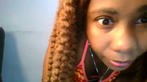 Snapshot of sexie_curvie chatting on 01.29.25 Maggie online show from 01.29.25