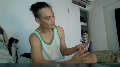 Snapshot of sexiiisenseiii chatting on 01.07.25 dankdiggler online show from 01.07.25
