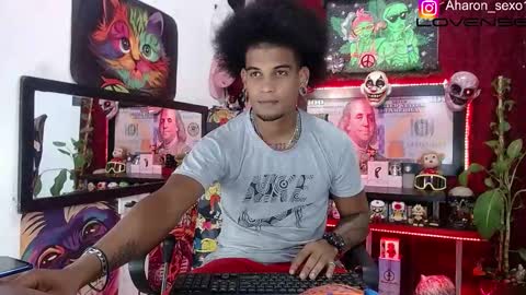 Snapshot of sexo_aharon chatting on 11.15.25 Aharon ravelo online show from 11.15.25