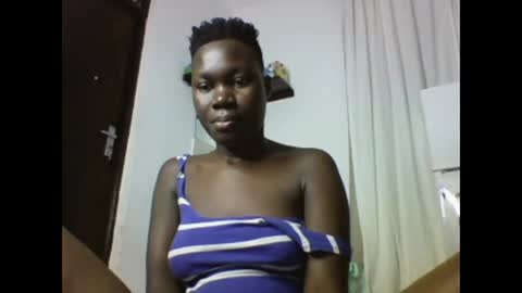 sexqueen02 online show from 02.04.25