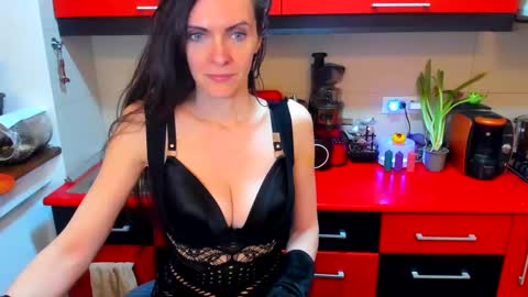 sexqueen1111 online show from 03.10.25