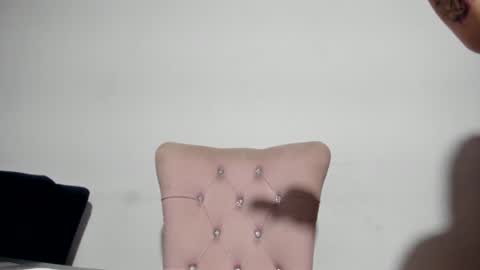 SARA    online show from 10.14.25