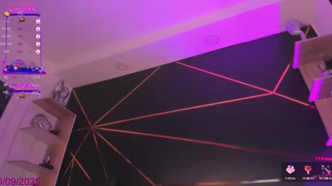 Snapshot of sexwildlatin chatting on 09.20.25 Tifanny Benitez online show from 09.20.25