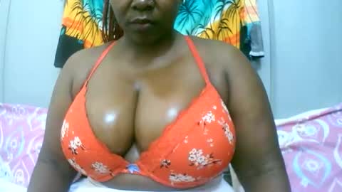 Snapshot of sexxi_ebony chatting on 01.16.26 sexxi_ebony online show from 01.16.26