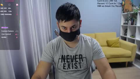 Snapshot of sexxxdickbig chatting on 02.05.26 Tommy online show from 02.05.26