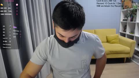 Snapshot of sexxxdickbig chatting on 02.06.26 Tommy online show from 02.06.26