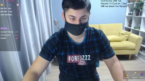 Snapshot of sexxxdickbig chatting on 02.23.26 Tommy online show from 02.23.26