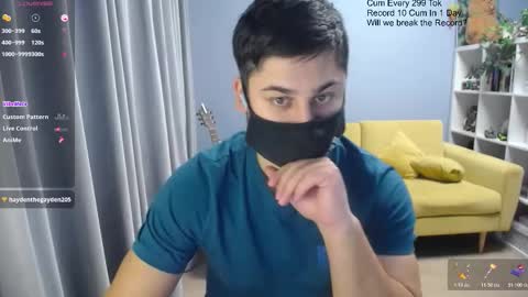 Snapshot of sexxxdickbig chatting on 02.26.26 Tommy online show from 02.26.26