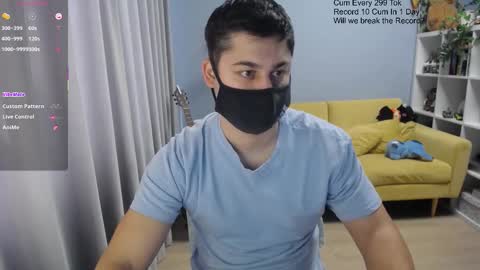 Snapshot of sexxxdickbig chatting on 03.02.26 Tommy online show from 03.02.26