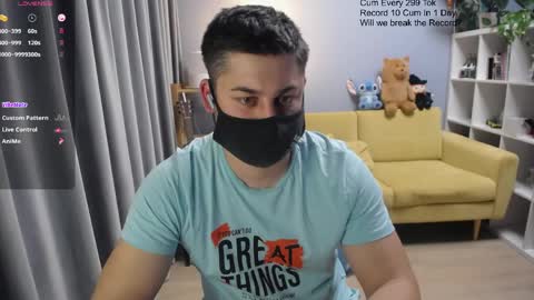 Snapshot of sexxxdickbig chatting on 04.18.26 Tommy online show from 04.18.26