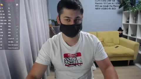 Snapshot of sexxxdickbig chatting on 05.11.26 Tommy online show from 05.11.26