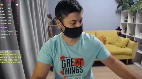 Snapshot of sexxxdickbig chatting on 05.19.26 Tommy online show from 05.19.26