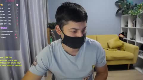 Snapshot of sexxxdickbig chatting on 05.29.26 Tommy online show from 05.29.26