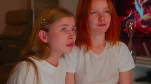 Snapshot of sexxxsirens chatting on 09.13.25 Hannah Monica Annie Andrea Eva Lina online show from 09.13.25