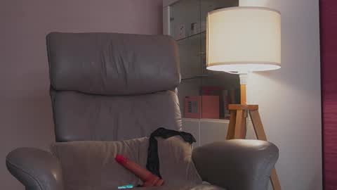 Snapshot of sexxxsirens chatting on 09.26.25 Hannah Monica Annie Andrea Eva Lina online show from 09.26.25