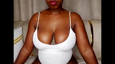 Gee  Independent Model online show from 02.18.26