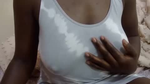 Snapshot of sexxy_maya1 chatting on 10.08.25 sexxy_maya1 online show from 10.08.25