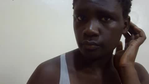 Snapshot of sexxy_maya1 chatting on 10.18.25 sexxy_maya1 online show from 10.18.25