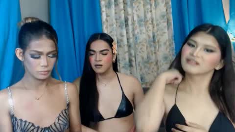 Snapshot of sexxyasian4uxxx_keisha chatting on 05.25.26 sexxyasian4uxxx_keisha online show from 05.25.26