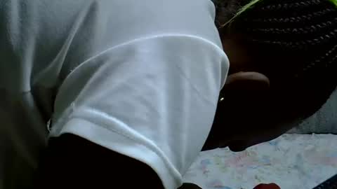 African Queen online show from 10.31.25