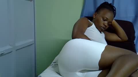 African Queen online show from 02.23.26