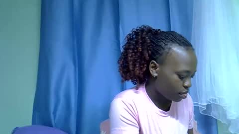 African Queen online show from 03.29.26