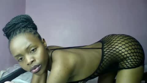 Snapshot of sexxycaddylive chatting on 05.27.26 sexxycaddylive online show from 05.27.26