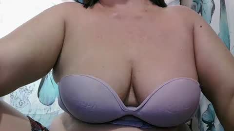 misslovely j online show from 01.14.25