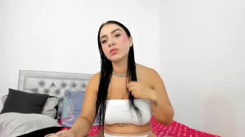 sexxylatincouple1 online show from 03.15.26