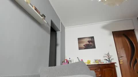 Snapshot of sexxymeriemm chatting on 09.27.25 sexxymeriemm online show from 09.27.25