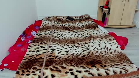 Sexxymuscles4U online show from 12.31.24