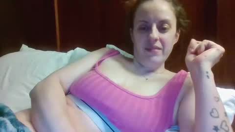 Snapshot of sexy420girl5 chatting on 01.22.25 sexy420girl5 online show from 01.22.25