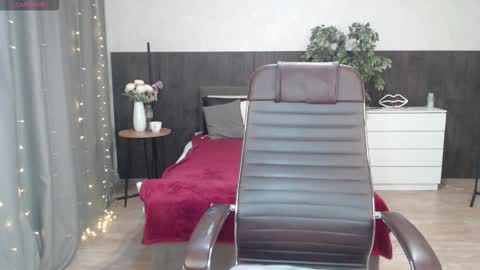 Snapshot of sexy_alexxia chatting on 10.30.25 Alexia online show from 10.30.25