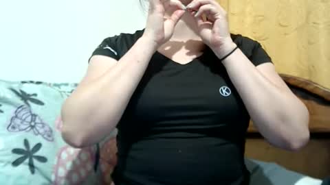 Snapshot of sexy_angelin4 chatting on 01.16.25 Angelina Spencer online show from 01.16.25