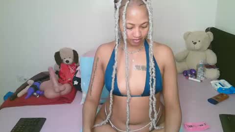 sexy_bluegirl online show from 06.18.26