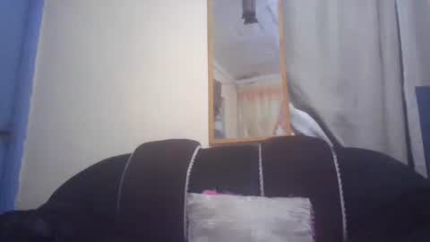 sexy_butty01 online show from 04.12.26