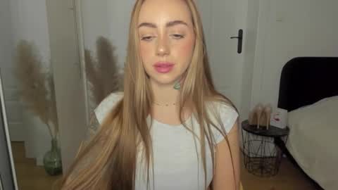 C o r a l i e online show from 02.05.26