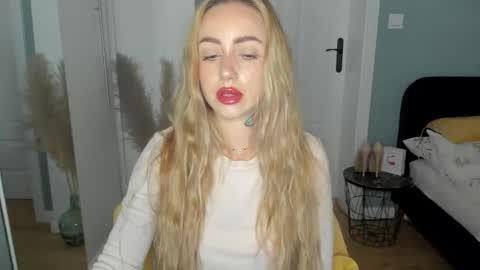 C o r a l i e online show from 05.31.26