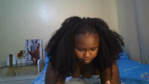 Snapshot of sexy_corn chatting on 05.23.26 Connie online show from 05.23.26