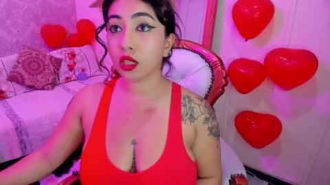  C R I S T A L  online show from 02.21.25
