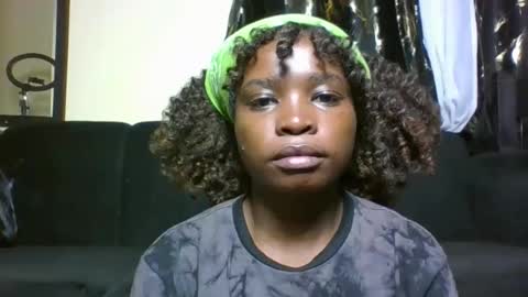 Snapshot of sexy_ebony_princess chatting on 09.14.25 Trina online show from 09.14.25