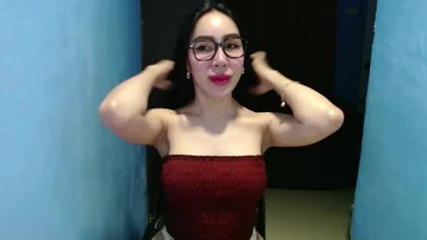sexy_emily92 online show from 12.21.25