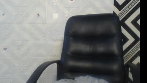 Angela online show from 09.27.25