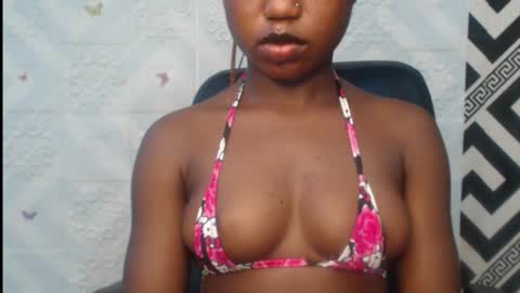 Angela online show from 10.04.25