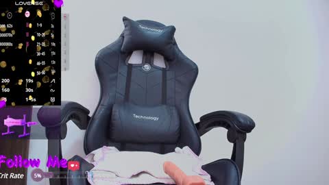 laura  online show from 12.17.24