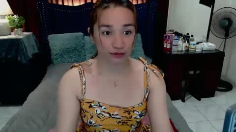 Snapshot of sexy_kitty699 chatting on 03.12.25 Kathy online show from 03.12.25