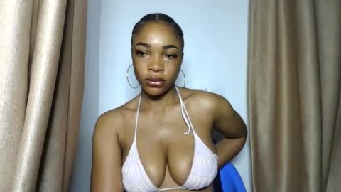 Snapshot of sexy_kitty881 chatting on 09.10.25 Sexy kitty881 online show from 09.10.25