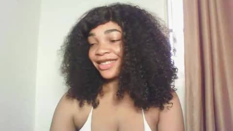 Snapshot of sexy_kitty881 chatting on 10.01.25 Sexy kitty881 online show from 10.01.25